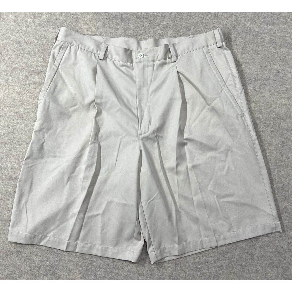 Nike FitDry Golf Shorts Mens 38 Beige Pleated Front Lightweight Stretch Casual
